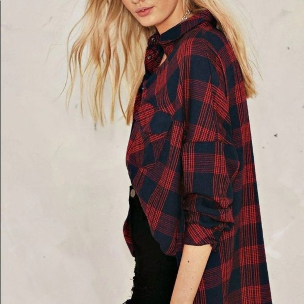 Nasty Gal Red and Navy Plaid Button Down MED